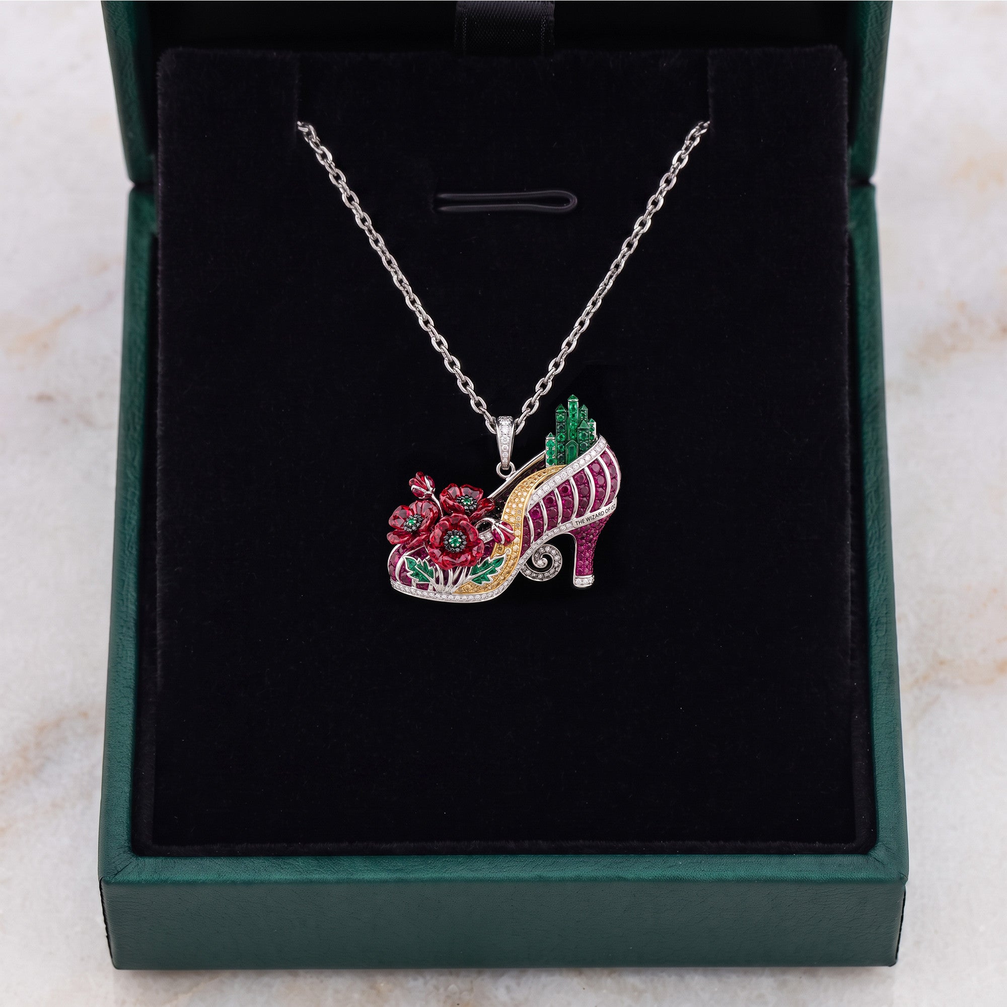 TWOZ Solid Gold Chain with Diamond Pendant HTTT